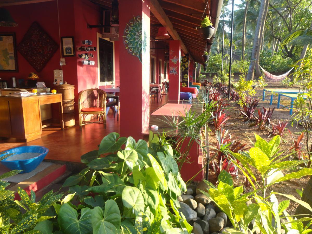The Yuppi Hippi Female Hostel Anjuna Extérieur photo