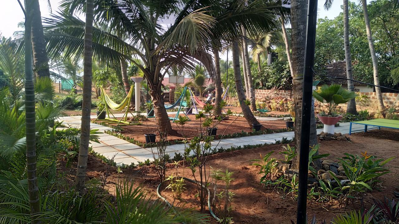 The Yuppi Hippi Female Hostel Anjuna Extérieur photo